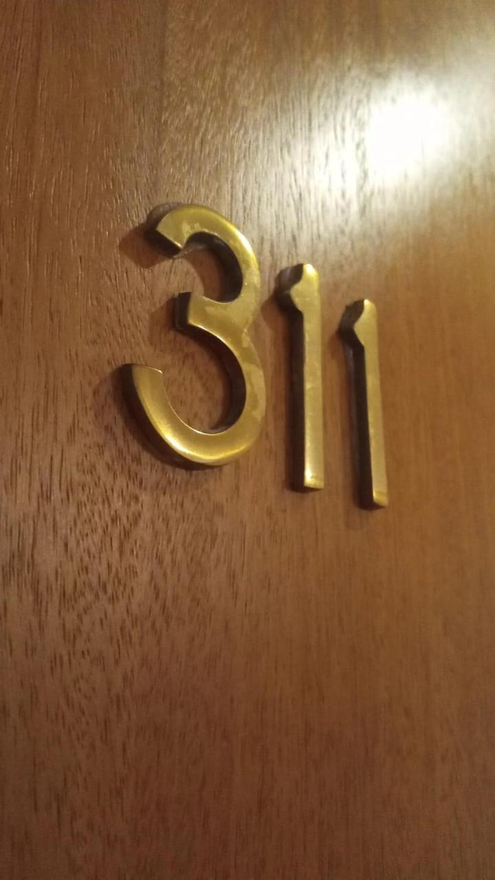 Hotel Crystal Неукен Экстерьер фото